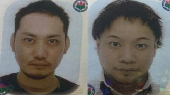 Deux étrangers poursuivis pour contrebande de sept statues en or ảnh 1