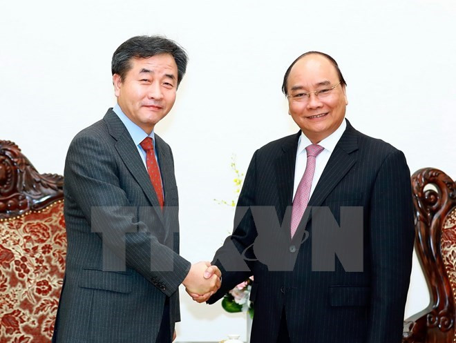 Le Premier ministre Nguyen Xuan Phuc reçoit le président Yonhap ảnh 1 Le Premier ministre Nguyen Xuan Phuc reçoit le président Yonhap ảnh 1