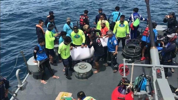 Thaïlande : un total de 42 morts et 5 disparus dans le naufrage à Phuket ảnh 1 Thaïlande : un total de 42 morts et 5 disparus dans le naufrage à Phuket ảnh 1