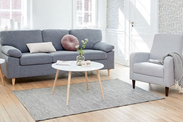 Prolongement de l'enquête antidumping sur des tables et chaises importées ảnh 1 Prolongement de l'enquête antidumping sur des tables et chaises importées ảnh 1