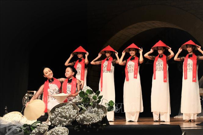 Promouvoir la culture du Vietnam au Venezuela et à Saint-Marin ảnh 1 Promouvoir la culture du Vietnam au Venezuela et à Saint-Marin ảnh 1