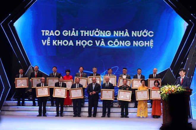 Le professeur associé Phan Trong Thuong et ses recherches sur la littérature vietnamienne moderne ảnh 1 Le professeur associé Phan Trong Thuong et ses recherches sur la littérature vietnamienne moderne ảnh 1