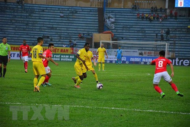 SEA Games 31 : Nam Dinh investit plus de 25 milliards de dongs pour moderniser le stade Thien Truong ảnh 1 SEA Games 31 : Nam Dinh investit plus de 25 milliards de dongs pour moderniser le stade Thien Truong ảnh 1
