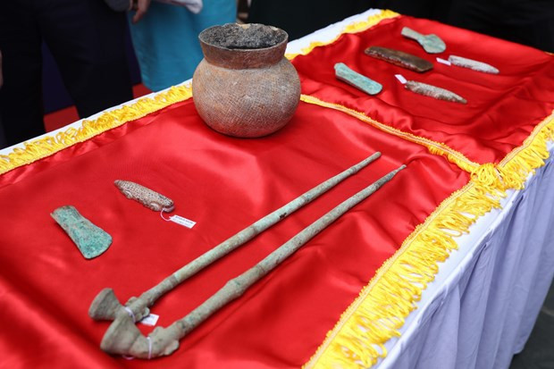 Le Musée national d'histoire du Vietnam reçoit des antiquités remises par les États-Unis ảnh 1 Le Musée national d'histoire du Vietnam reçoit des antiquités remises par les États-Unis ảnh 1