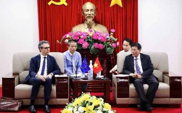 Une délégation de l'UE au Vietnam sonde les opportunités d'investissement à Binh Duong ảnh 1 Une délégation de l'UE au Vietnam sonde les opportunités d'investissement à Binh Duong ảnh 1