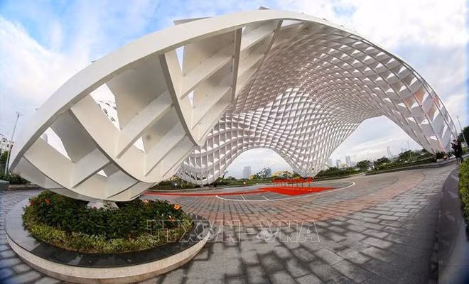 Da Nang inaugure le jardin des statues agrandi de l'APEC ảnh 3 Da Nang inaugure le jardin des statues agrandi de l'APEC ảnh 3