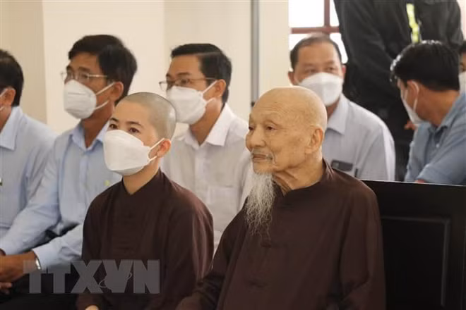 “Tinh thât bông lai”: peines de prison de 4 ans et demi à 5 ans et demi proposées pour les accusés ảnh 1