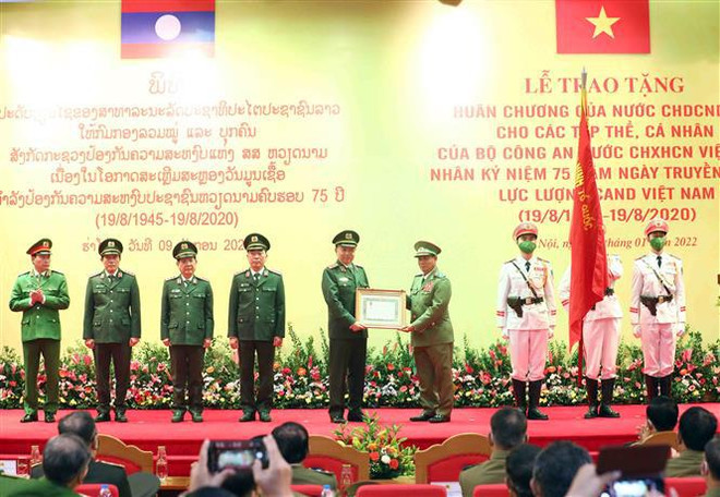 Vietnam - Laos : les ministères de la Sécurité publique renforcent leur coopération ảnh 3 Vietnam - Laos : les ministères de la Sécurité publique renforcent leur coopération ảnh 3