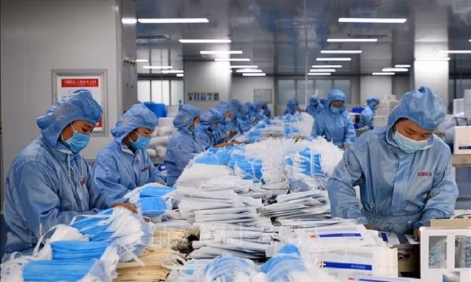 Le Vietnam a exporté 453,15 millions de masques médicaux en 2021 ảnh 1 Le Vietnam a exporté 453,15 millions de masques médicaux en 2021 ảnh 1