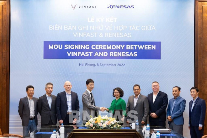 VinFast coopère avec le groupe japonais Renesas pour fabriquer des véhicules électriques ảnh 1 VinFast coopère avec le groupe japonais Renesas pour fabriquer des véhicules électriques ảnh 1