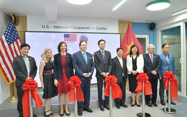 Inauguration du Centre de coopération Vietnam-États-Unis ảnh 1 Inauguration du Centre de coopération Vietnam-États-Unis ảnh 1