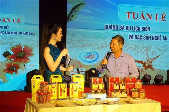 Semaine de promotion du tourisme maritime et des spécialités Nghe An 2022 ảnh 2 Semaine de promotion du tourisme maritime et des spécialités Nghe An 2022 ảnh 2
