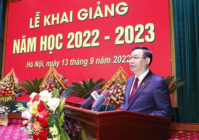 Le président de l'AN à la rentrée scolaire 2022-2023 de l'Académie de la défense ảnh 1 Le président de l'AN à la rentrée scolaire 2022-2023 de l'Académie de la défense ảnh 1
