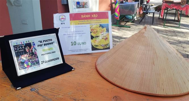 Le banh xeo du Vietnam à l’honneur au festival Bagnara en Italie ảnh 1 Le banh xeo du Vietnam à l’honneur au festival Bagnara en Italie ảnh 1