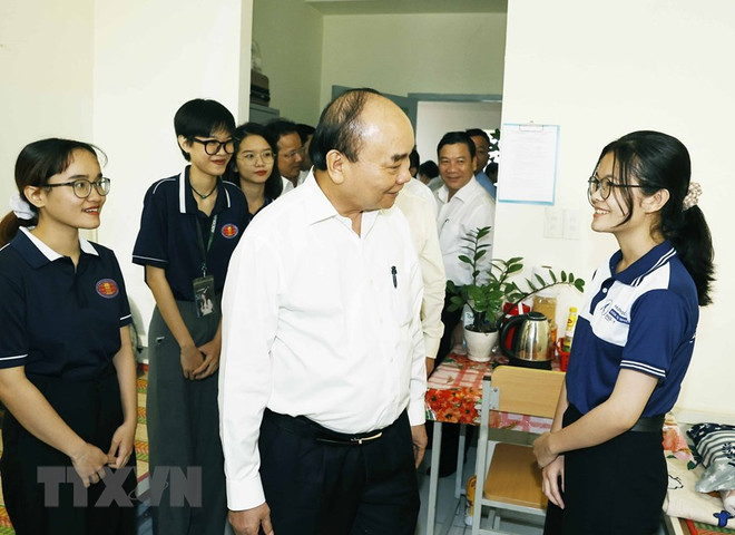 Le président Nguyen Xuan Phuc à la rentrée scolaire de l’Université nationale de Ho Chi Minh-Ville ảnh 1 Le président Nguyen Xuan Phuc à la rentrée scolaire de l’Université nationale de Ho Chi Minh-Ville ảnh 1