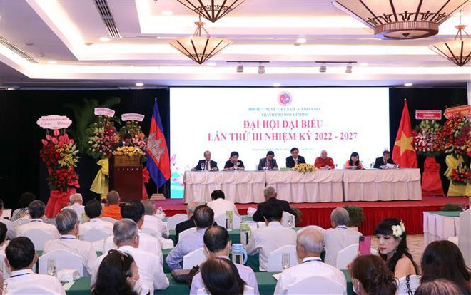 Vietnam et Cambodge continuent de consolider l'amitié et la solidarité entre leurs deux peuples ảnh 2 Vietnam et Cambodge continuent de consolider l'amitié et la solidarité entre leurs deux peuples ảnh 2