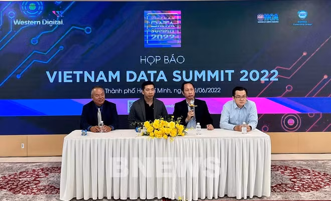 Bientôt le premier Sommet de données au Vietnam ảnh 1