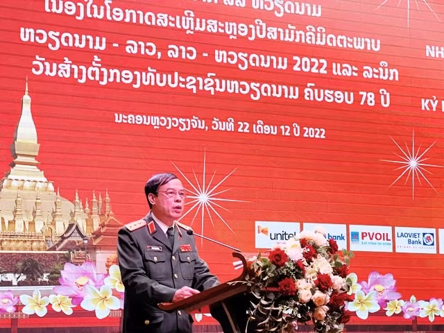 Resserrer la solidarité spéciale entre le Vietnam et le Laos ảnh 1