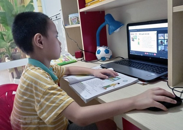 Les écoles maternelles et primaires au Laos suspendent les cours en présentiel ảnh 1