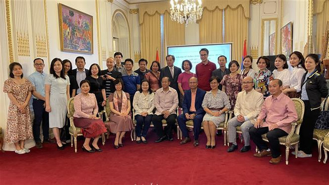Des activités en France et au Laos en l’honneur de l'Année de solidarité et d'amitié Vietnam-Laos ảnh 1 Des activités en France et au Laos en l’honneur de l'Année de solidarité et d'amitié Vietnam-Laos ảnh 1