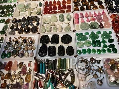 Une foire des pierres précieuses au cœur de Hanoï ảnh 1 Une foire des pierres précieuses au cœur de Hanoï ảnh 1