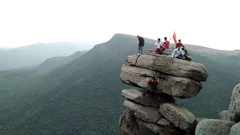 À la conquête du mont Dá Chông à Quang Ninh ảnh 1 À la conquête du mont Dá Chông à Quang Ninh ảnh 1