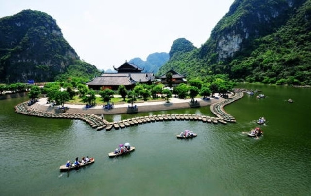 Pour protéger l'environnement des sites touristiques nationaux ảnh 1 Pour protéger l'environnement des sites touristiques nationaux ảnh 1