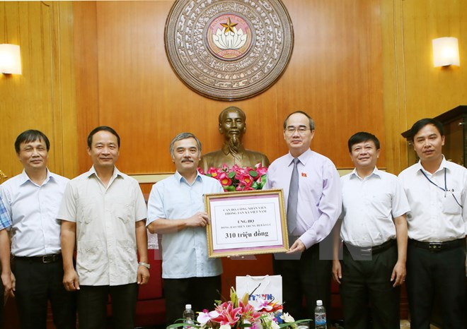 Environ 300 millions de dongs de la VNA mobilisés pour la population du Centre ảnh 1 Environ 300 millions de dongs de la VNA mobilisés pour la population du Centre ảnh 1