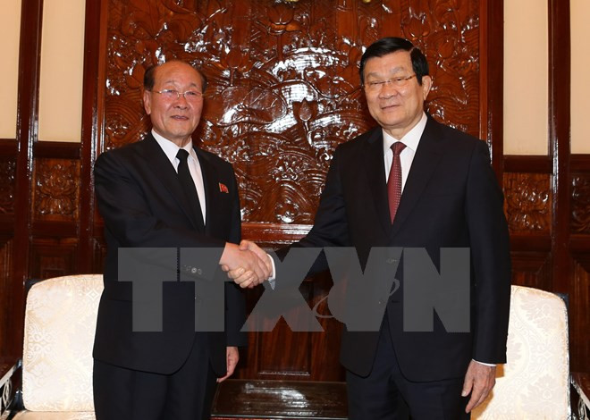 Truong Tan Sang reçoit le procureur général du Parquet suprême de la RPDC ảnh 1 Truong Tan Sang reçoit le procureur général du Parquet suprême de la RPDC ảnh 1