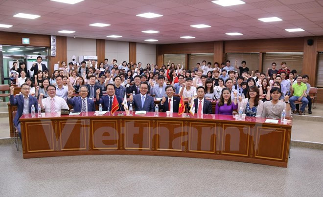 Concours d'éloquence en vietnamien et coréen en R. de Corée ảnh 1 Concours d'éloquence en vietnamien et coréen en R. de Corée ảnh 1