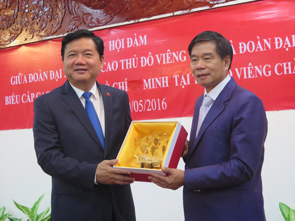 Ho Chi Minh-Ville et Vientiane resserrent leur coopération ảnh 1 Ho Chi Minh-Ville et Vientiane resserrent leur coopération ảnh 1