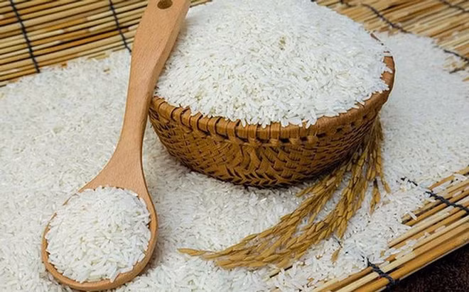 Le Vietnam représente 87% des importations totales de riz des Philippines ảnh 1