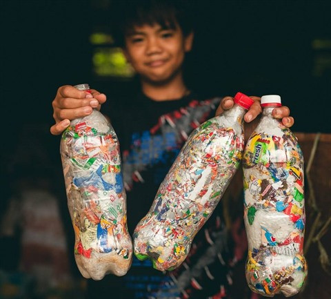 Environnement : Vo Trong Dinh avec un projet pour l’environnement Ecobricks ảnh 2 Environnement : Vo Trong Dinh avec un projet pour l’environnement Ecobricks ảnh 2