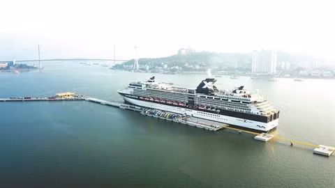 Quang Ninh met l’accent sur les infrastructures de transport ảnh 1