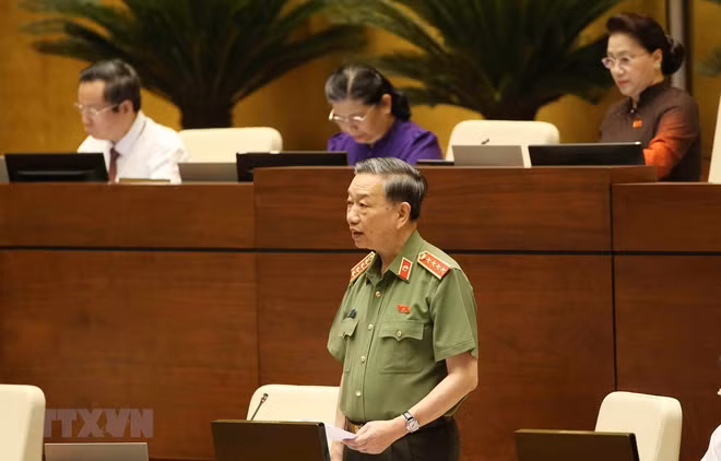 Le ministre de la Sécurité publique Tô Lâm monte au créneau ảnh 1 Le ministre de la Sécurité publique Tô Lâm monte au créneau ảnh 1