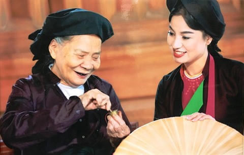 Bac Ninh : Toute la vie s’attache aux chants populaires quan ho ảnh 2