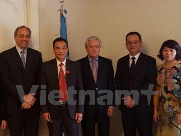 Renforcement de la coopération parlementaire avec l’Argentine et le Chili ảnh 1 Renforcement de la coopération parlementaire avec l’Argentine et le Chili ảnh 1
