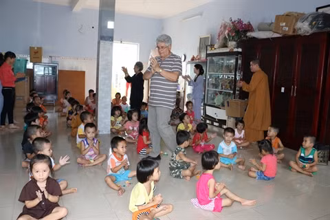 Au Sud, le monastère Ngoc Duc s'engage pour les défavorisés ảnh 1