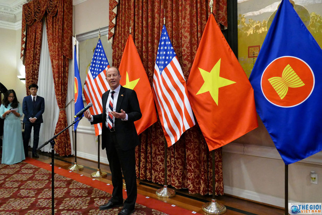 Lancement des activités marquant les 25 ans des relations diplomatiques Vietnam - États-Unis ảnh 2 Lancement des activités marquant les 25 ans des relations diplomatiques Vietnam - États-Unis ảnh 2
