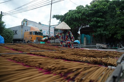 À Hanoï, au village de l’encens parfumé ảnh 2 À Hanoï, au village de l’encens parfumé ảnh 2