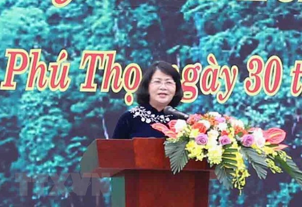 Lancement de la Fête de plantation d’arbres aux temples des rois Hung à Phu Tho ảnh 1 Lancement de la Fête de plantation d’arbres aux temples des rois Hung à Phu Tho ảnh 1