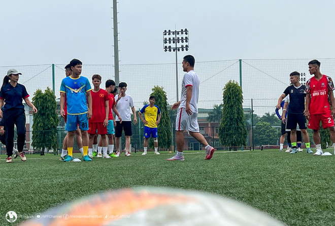 L’équipe du Vietnam de football sourd concourra aux Jeux d’été pour les sourds ảnh 1 L’équipe du Vietnam de football sourd concourra aux Jeux d’été pour les sourds ảnh 1
