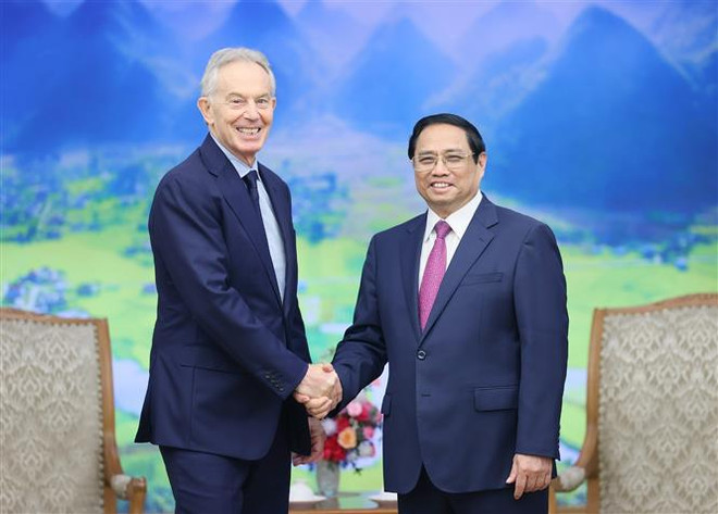 Le chef du gouvernement reçoit l’ancien PM britannique Tony Blair ảnh 2 Le chef du gouvernement reçoit l’ancien PM britannique Tony Blair ảnh 2