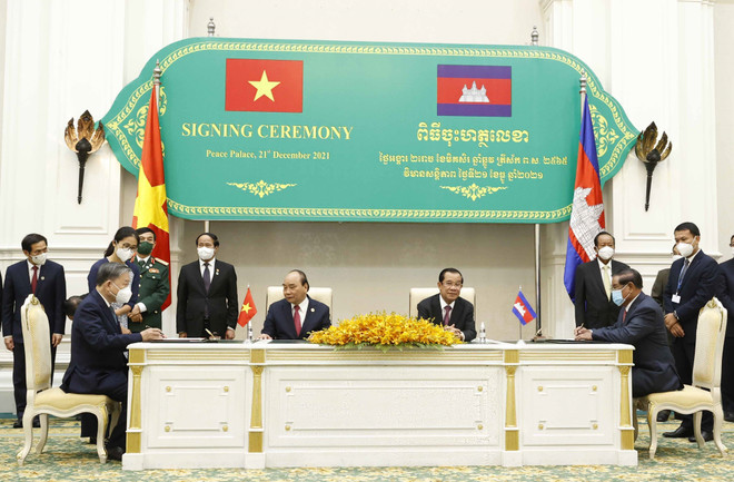 Promouvoir le développement intégral, substantiel et efficace des relations Vietnam - Cambodge ảnh 2 Promouvoir le développement intégral, substantiel et efficace des relations Vietnam - Cambodge ảnh 2
