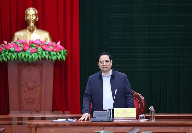 Le Premier ministre travaille avec les autorités de Quang Binh ảnh 1