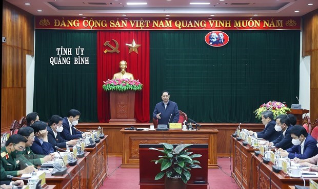 Le Premier ministre travaille avec les autorités de Quang Binh ảnh 2
