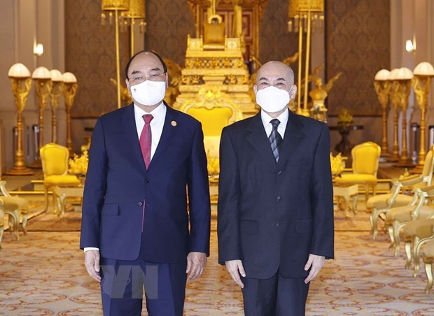 La visite d’Etat au Cambodge du président Nguyen Xuan Phuc couronnée de succès ảnh 2 La visite d’Etat au Cambodge du président Nguyen Xuan Phuc couronnée de succès ảnh 2