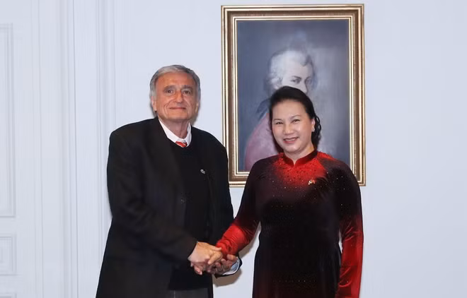 Le renforcement de l’amitié Vietnam-France ảnh 1