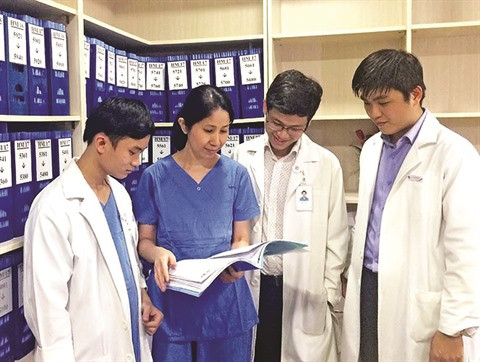 Le couple qui ne pense qu’à faire de ses patients des parents ảnh 1 Le couple qui ne pense qu’à faire de ses patients des parents ảnh 1