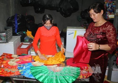 Thua Thiên-Huê développe les villages de métiers traditionnels en association avec le tourisme ảnh 1 Thua Thiên-Huê développe les villages de métiers traditionnels en association avec le tourisme ảnh 1